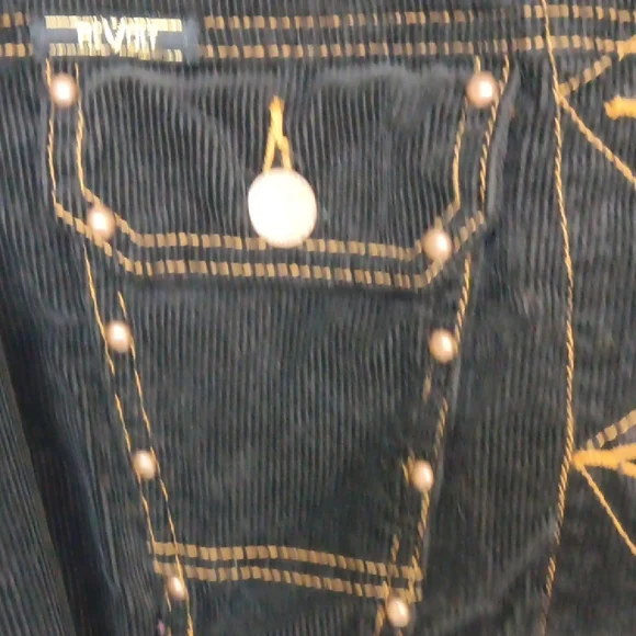 Women's Black Denim Jacket - Picture 4 of 8